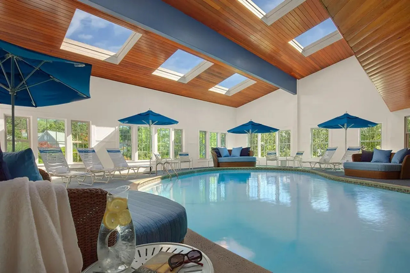 Ocean Mist Beach Hotel & Suites