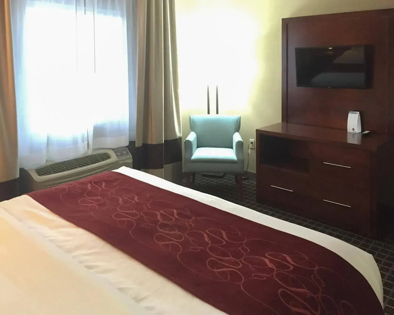 Quality Inn & Suites Tacoma - Seattle