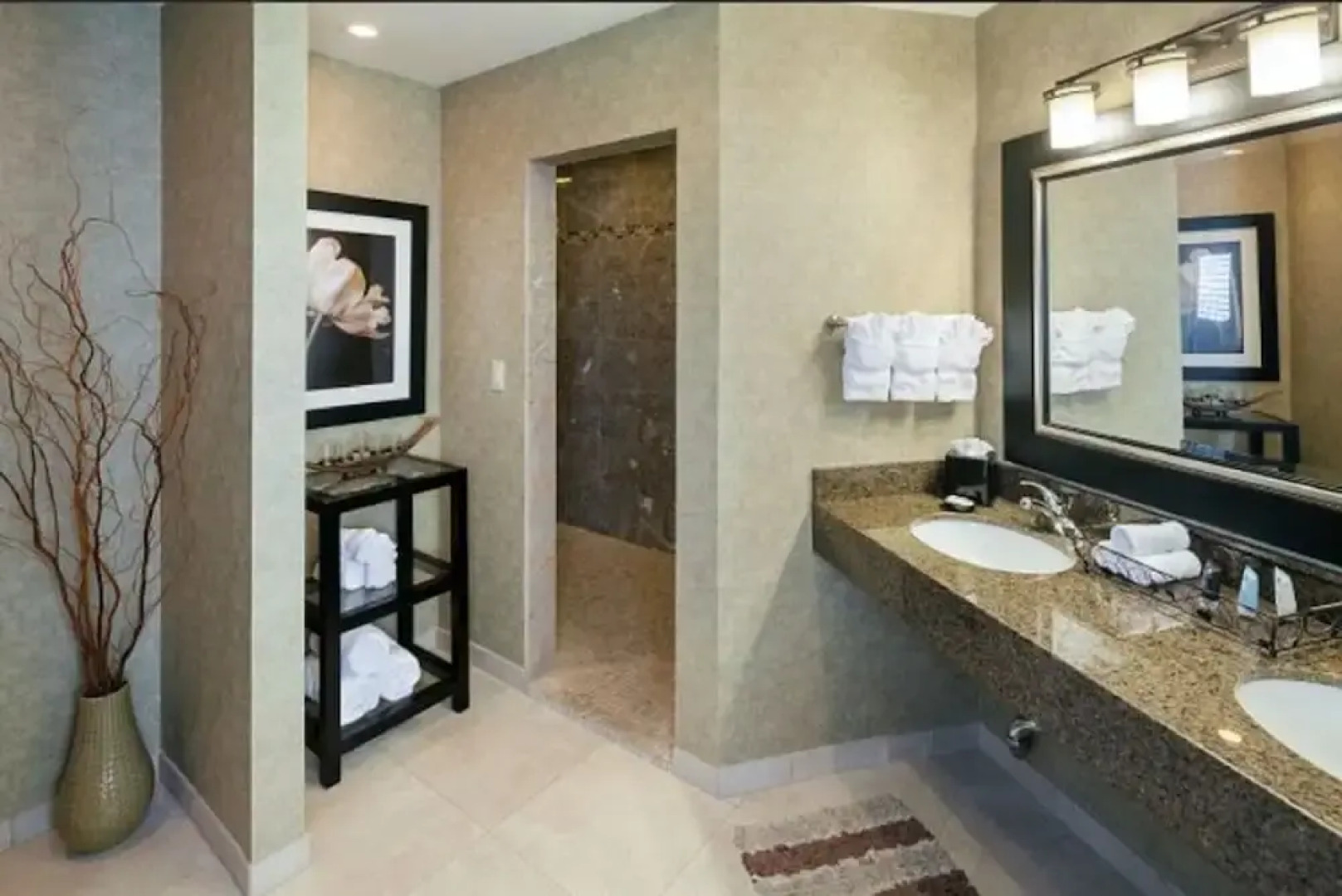 FairBridge Hotel by Concord Plaza