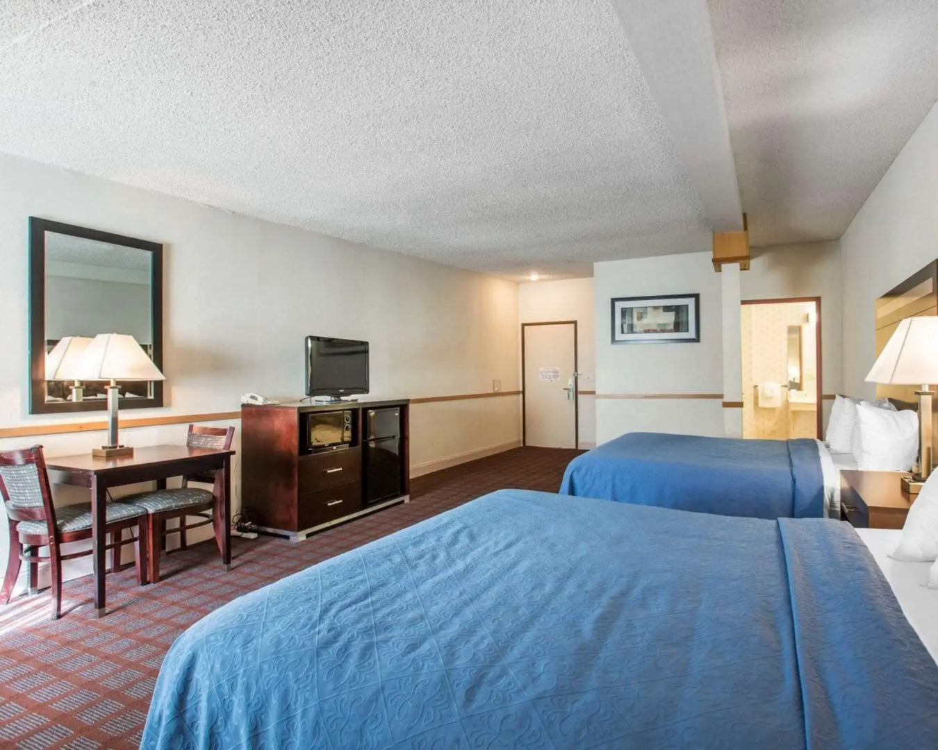 Quality Inn Near Mammoth Mountain Ski Resort