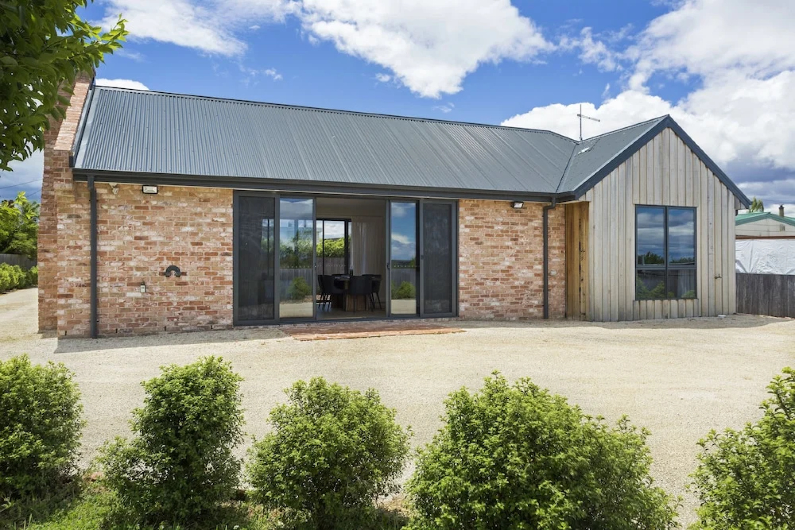 Embracing Evandale