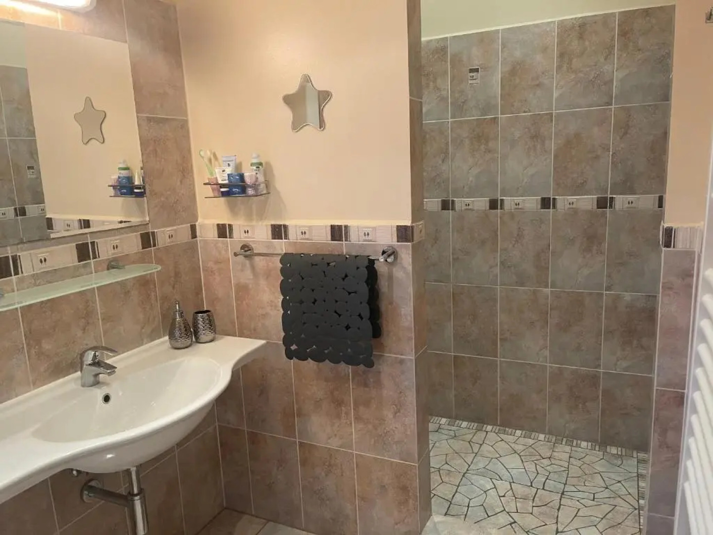 Gites du Caylar - Chambres et Appartments