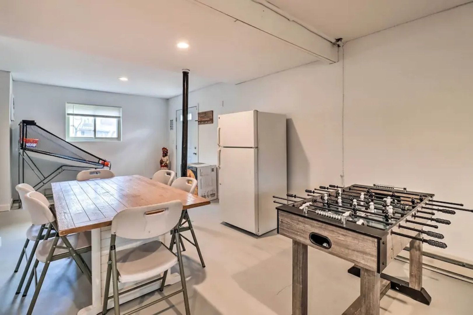 Tobyhanna Home w/ Game Room & Fire Pit