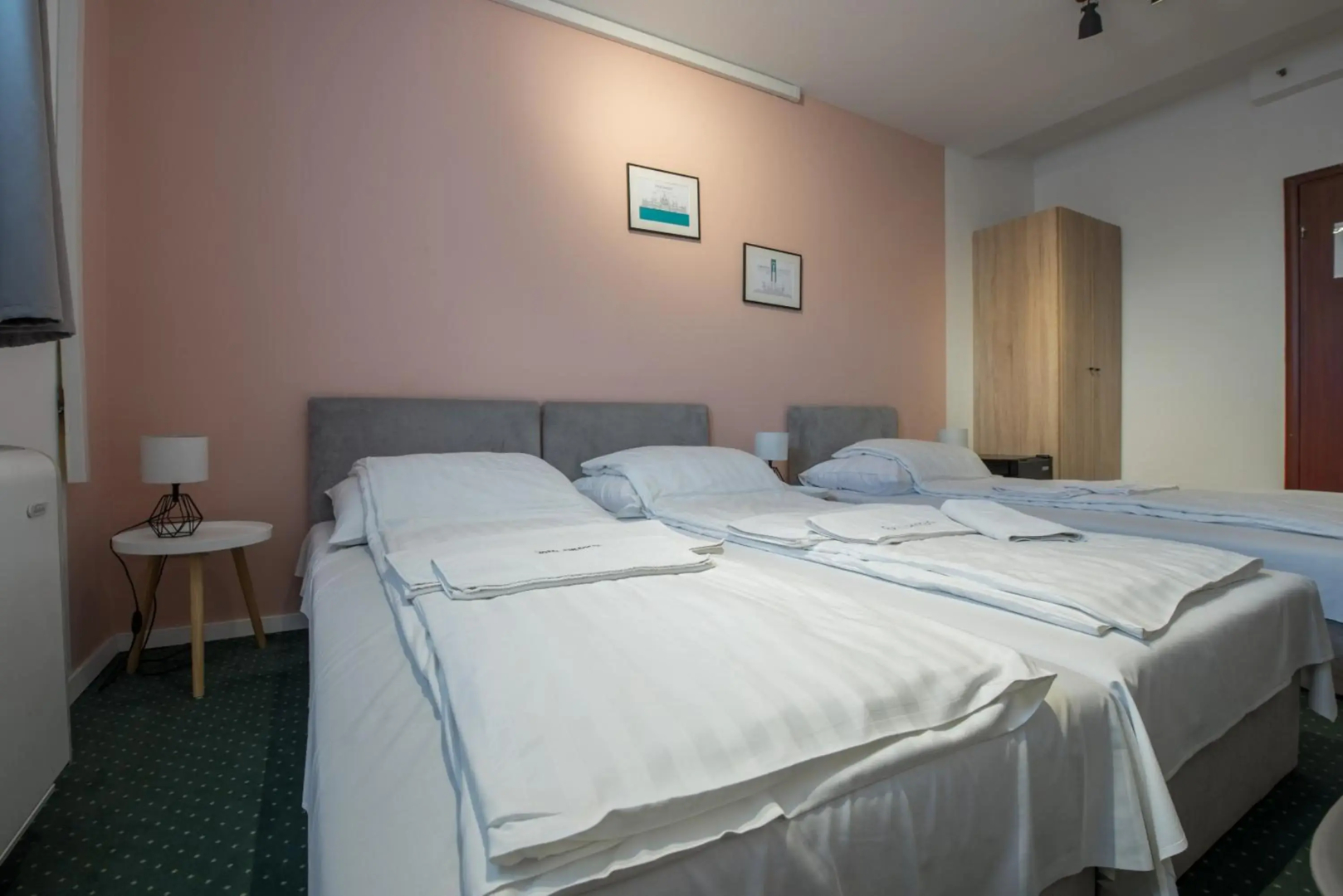 Chesscom Hotel