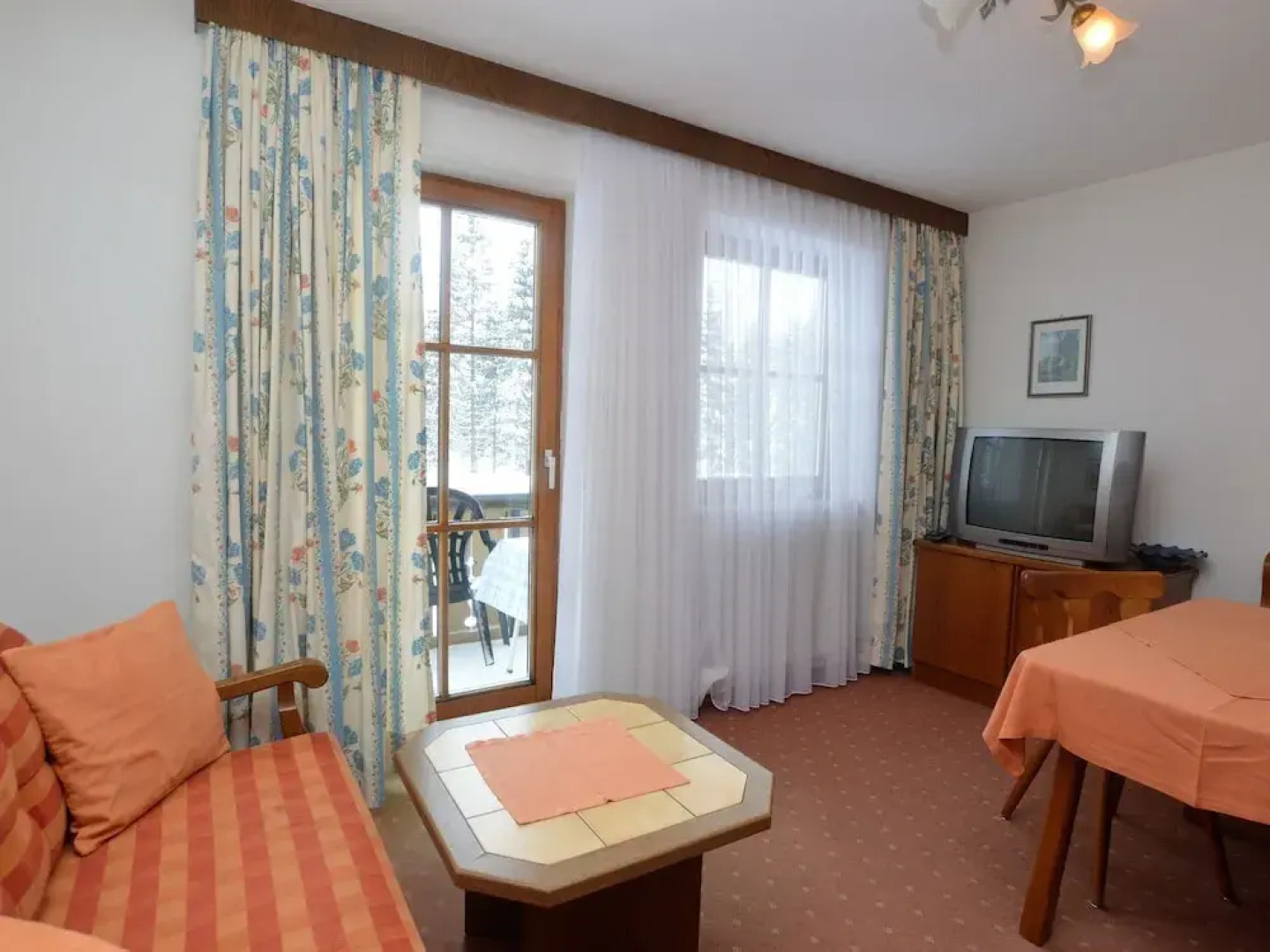 Cozy Apartment in Bichlbach near Lake