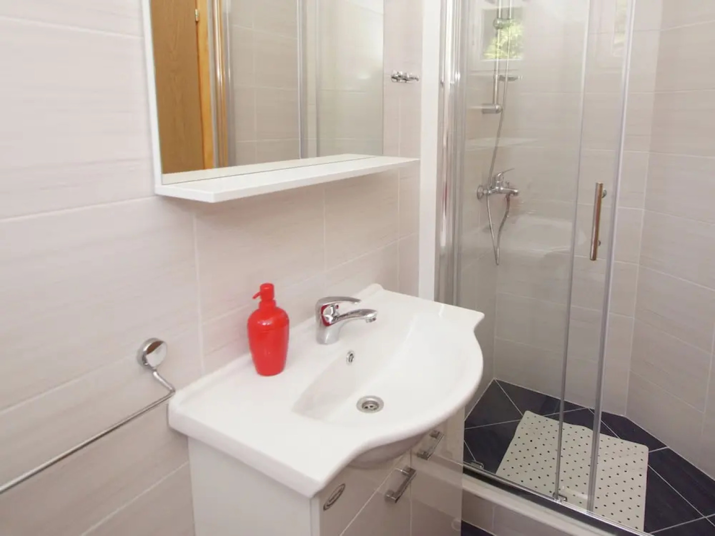 Lovely Holiday Home with Private Swimming Pool in Dalmatia