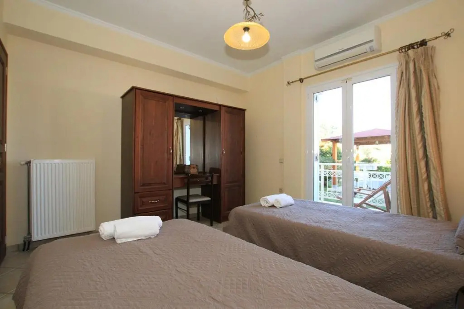 Alex Studios & Apartments