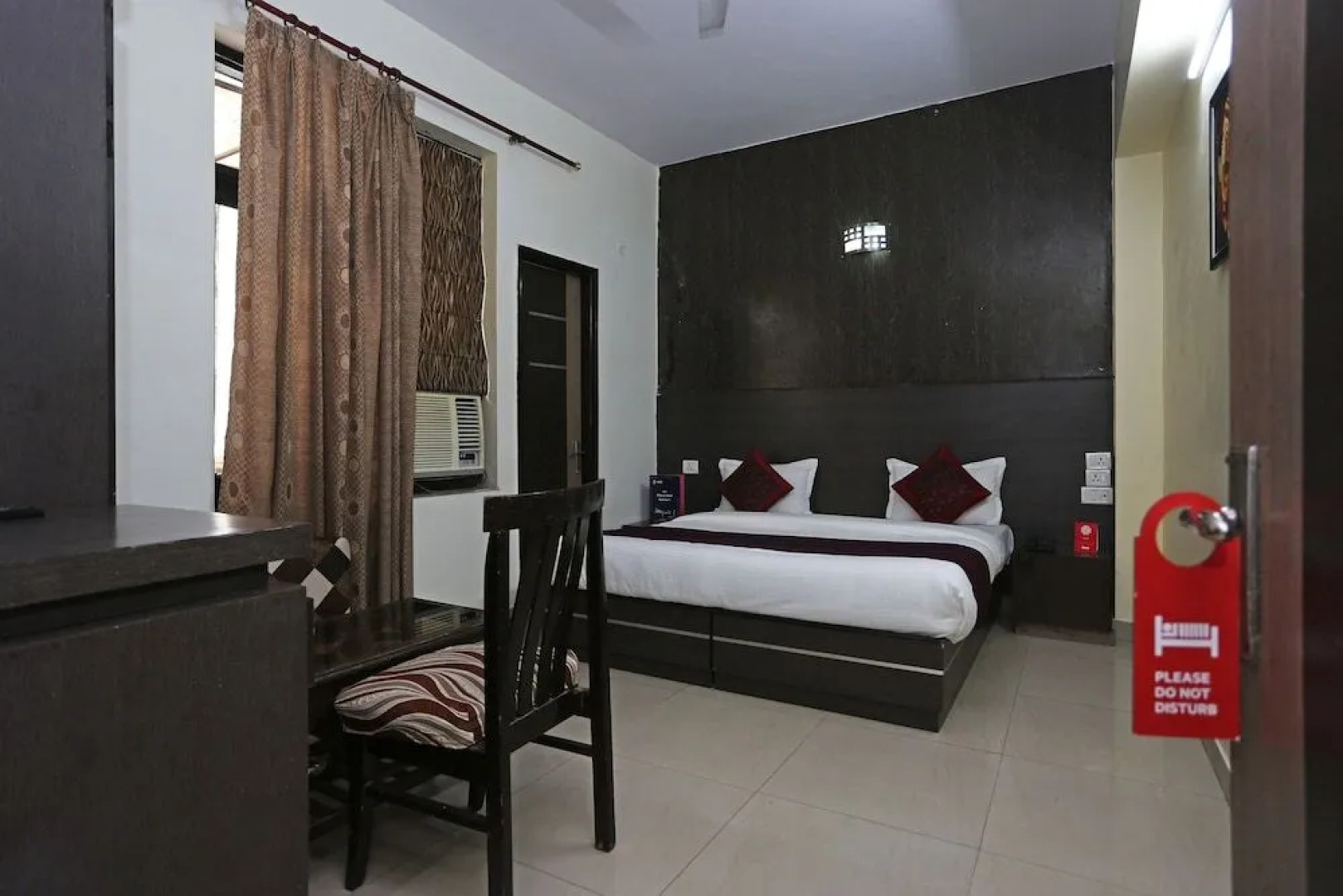 OYO 9601 Hotel Sunshine Residency Castle