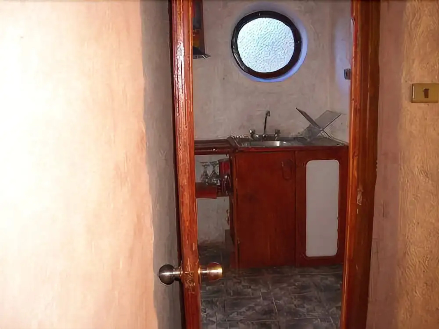 Le Grand Bleu Expediciones & Lodge