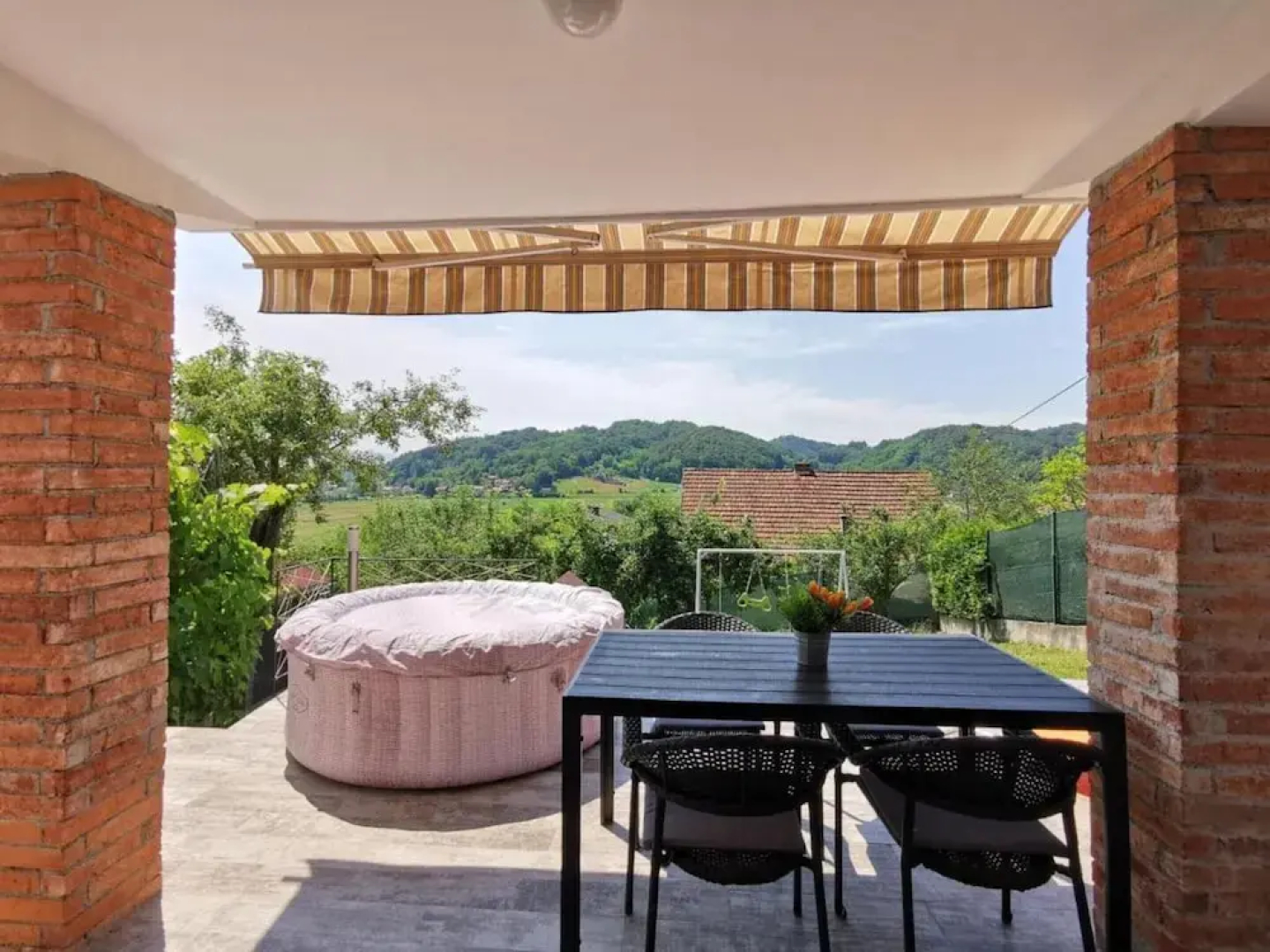 Holiday Home in Tuheljske With Hot Tub