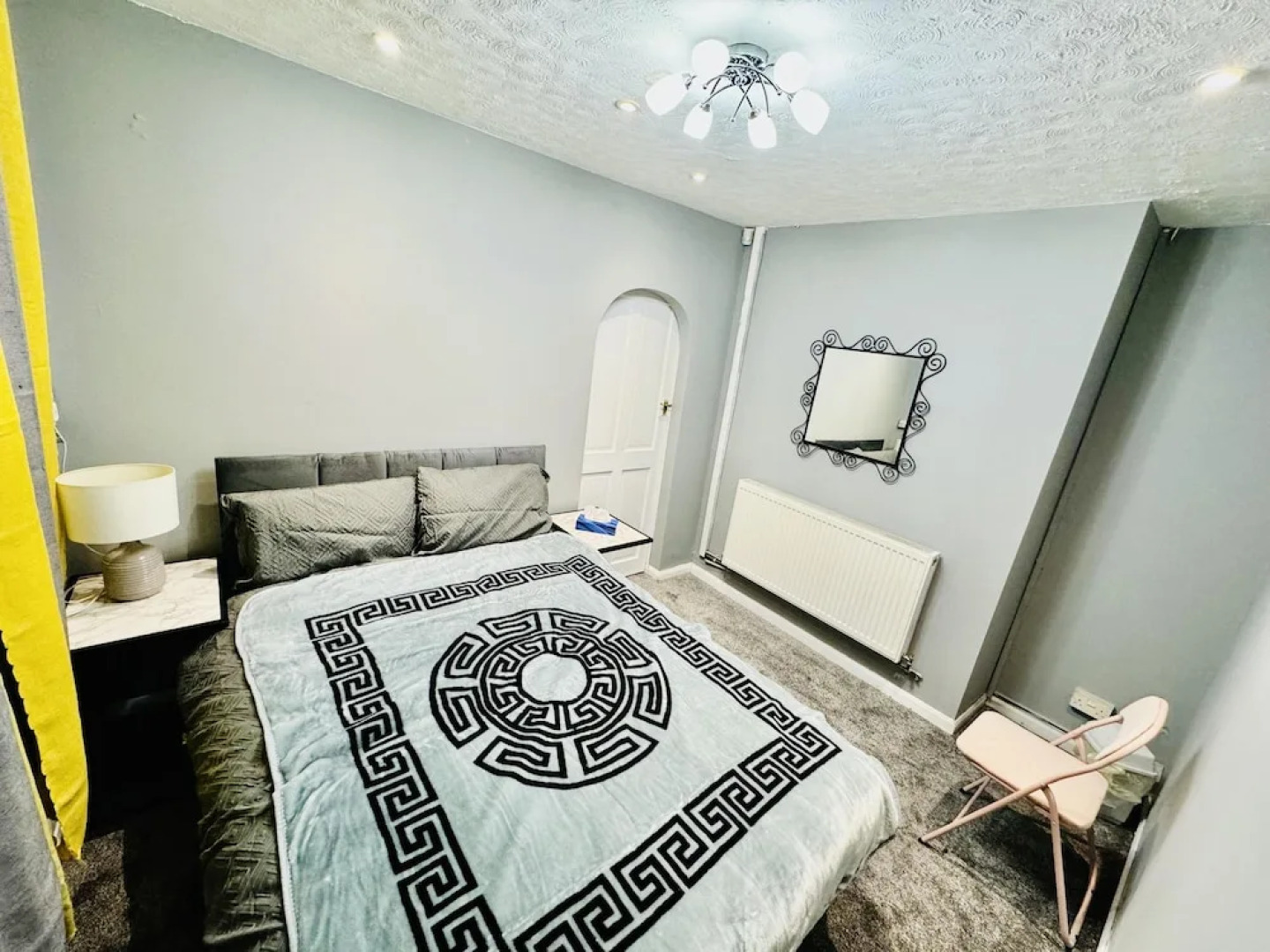 4 Bedrooms Full House Stourbridge Birmingham