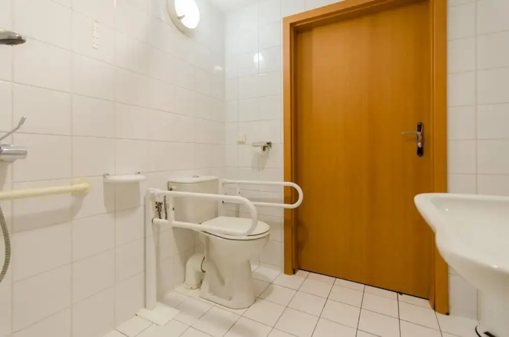 A4 Airport Kraków Morawica