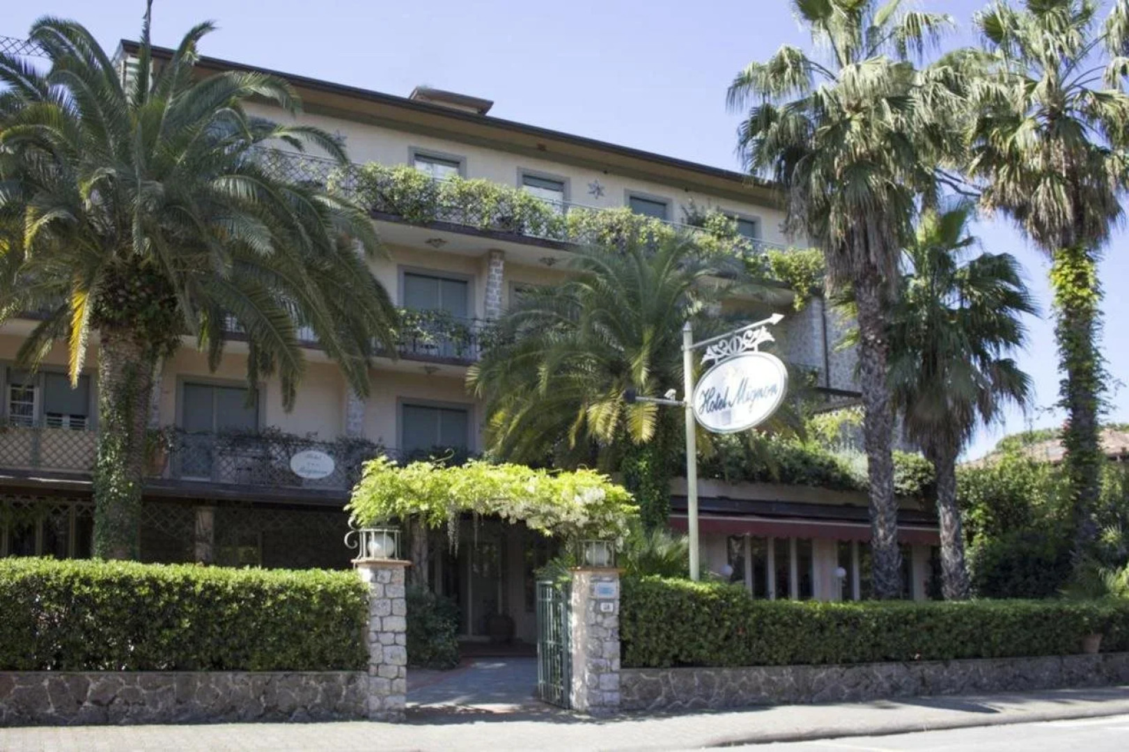 Hotel Mignon
