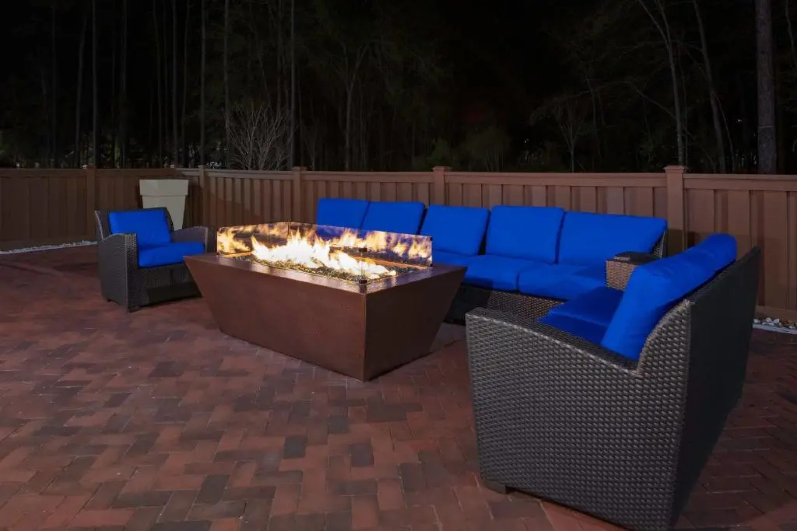 Holiday Inn Express & Suites Wilmington West - Medical Park by IHG