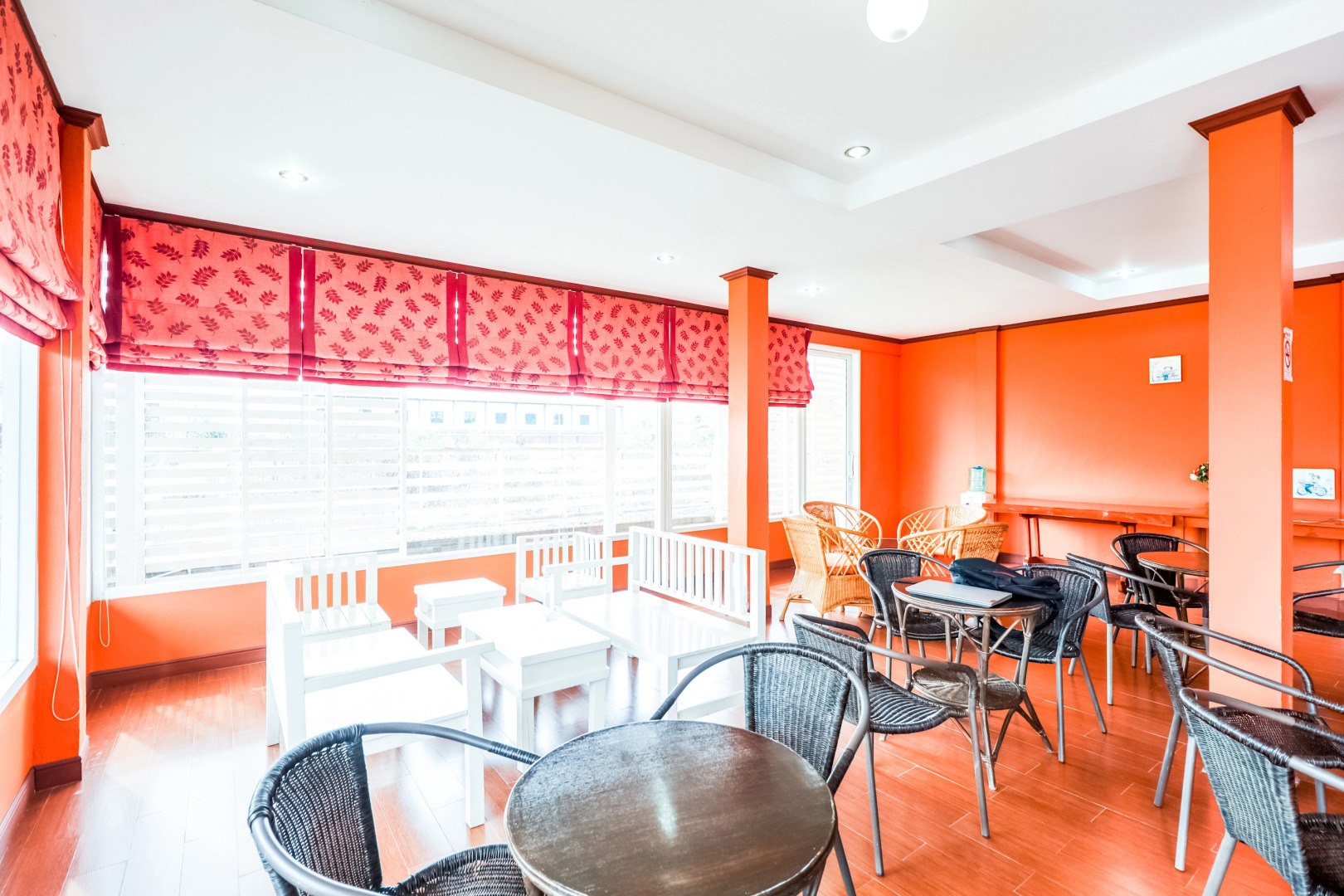 OYO 359 Golden Nakara Place (Vaccinated Staff)