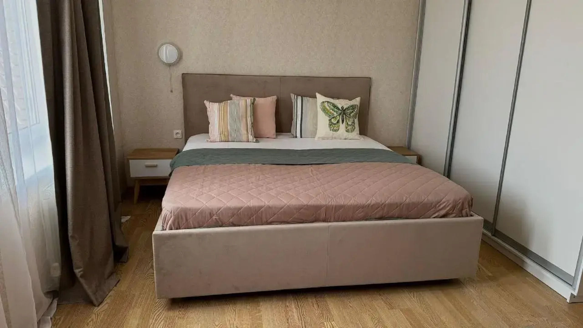 Дом в микрорайоне Универ-Сити 49