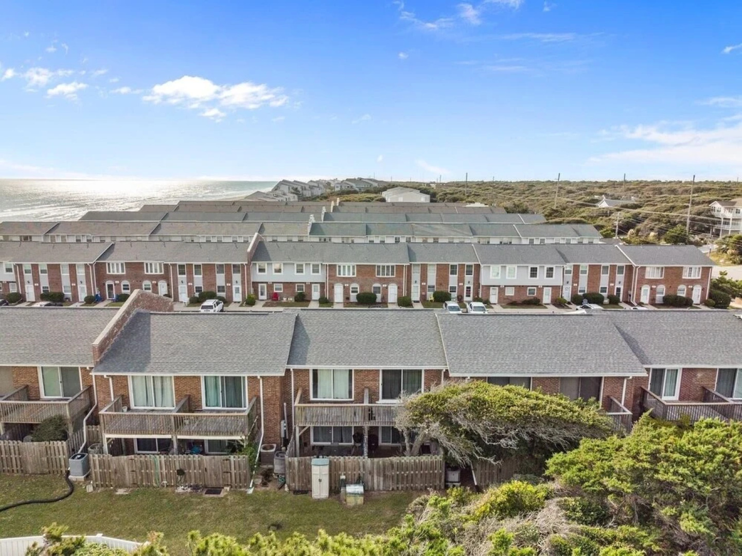 Sand Dollars & Sunshine 2 Bedroom Condo by Redawning