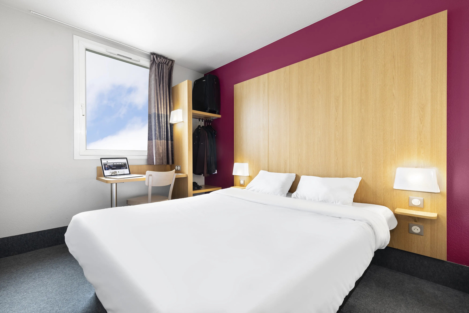 B&B HOTEL Lyon Vénissieux