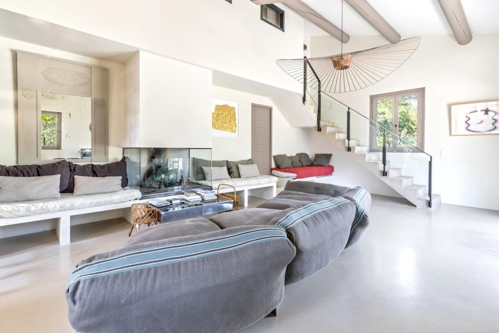 Villa With 5 Bedrooms in L'isle-sur-la-sorgue, With Private Pool, Furn