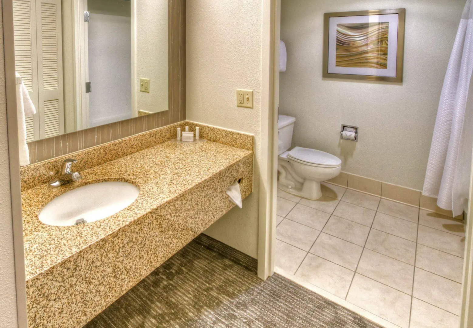 Courtyard by Marriott Memphis Germantown