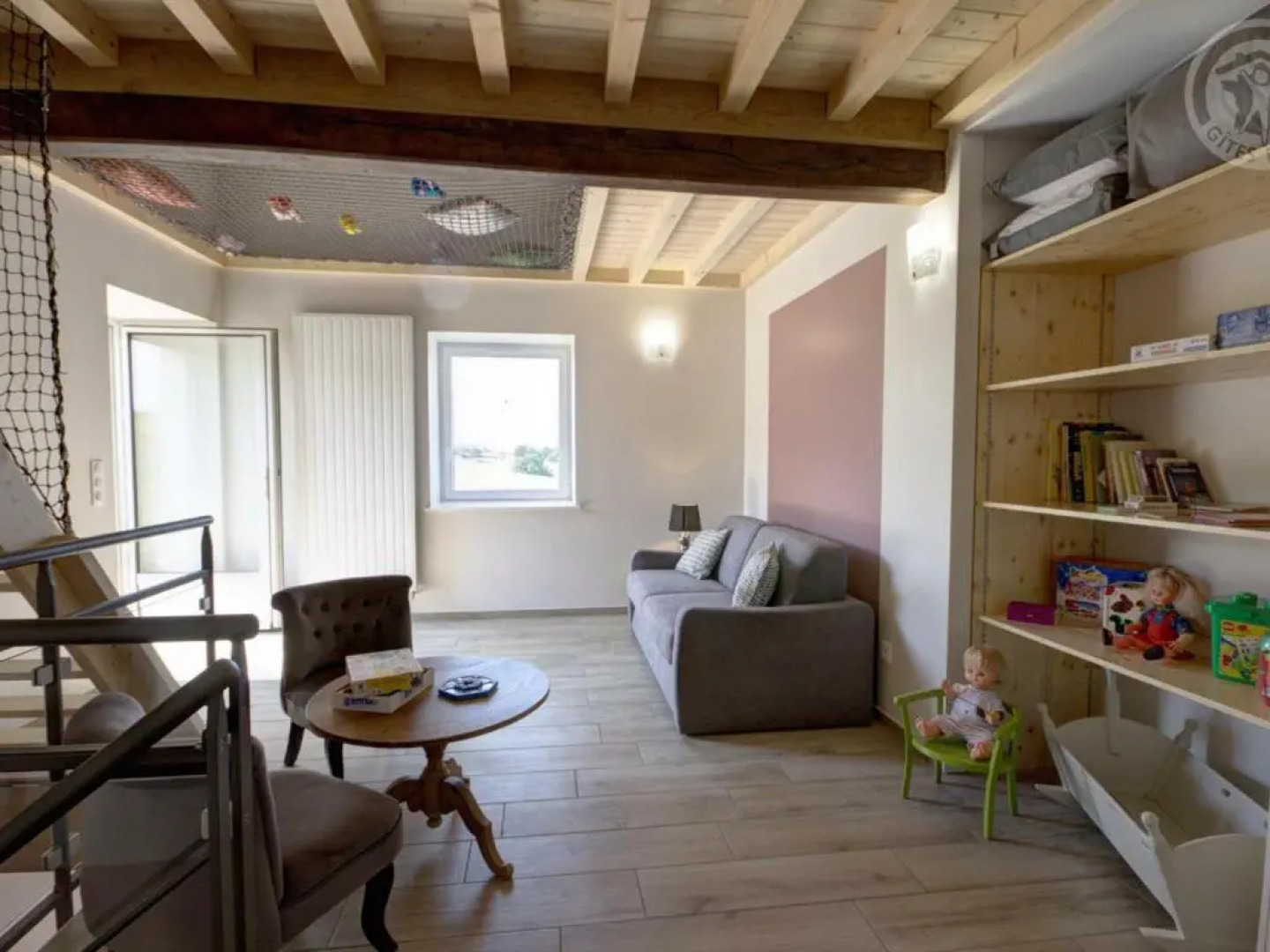 Gîte Panissières, 3 pièces, 8 personnes - FR-1-496-215