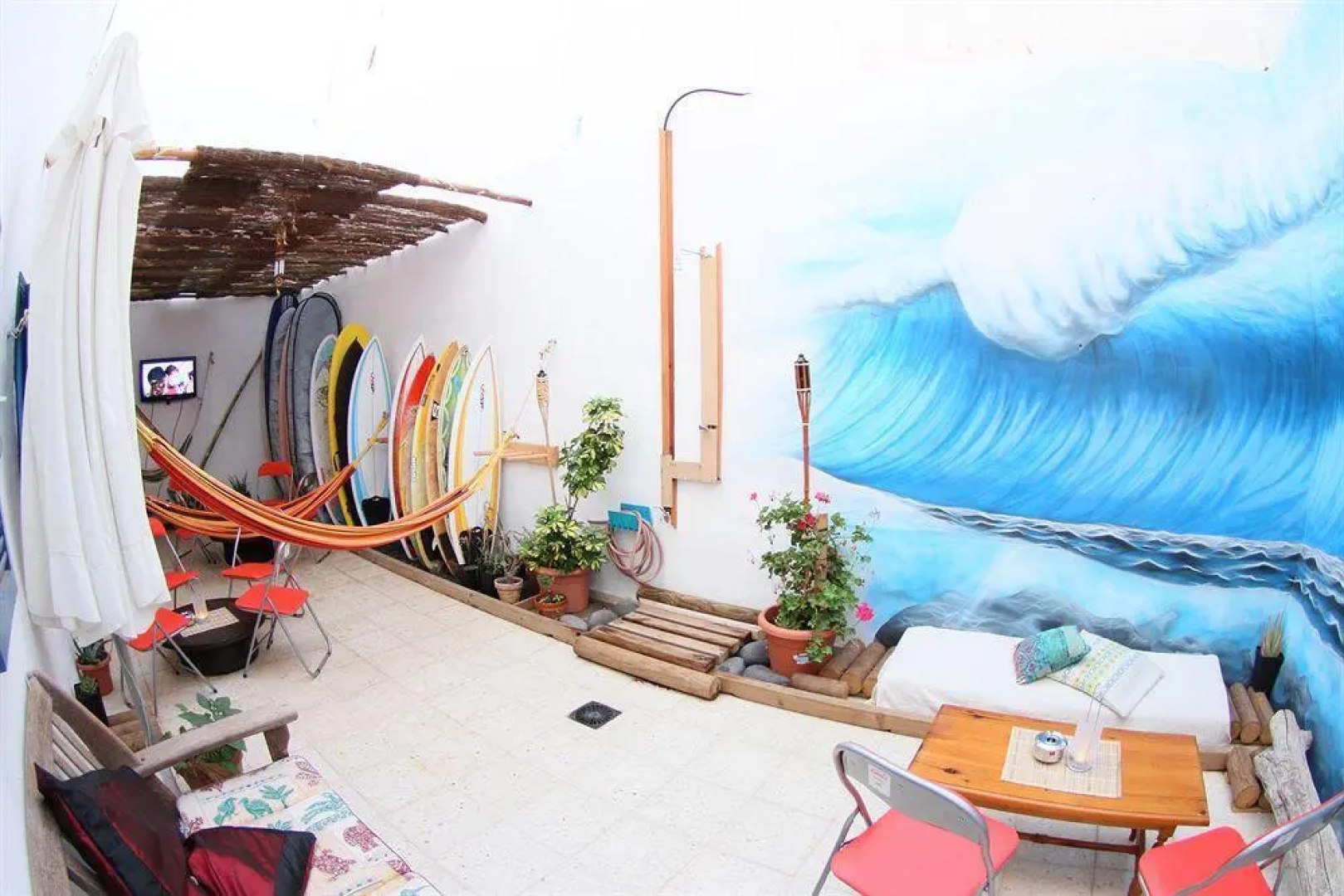 Clandestino Surf Adventure