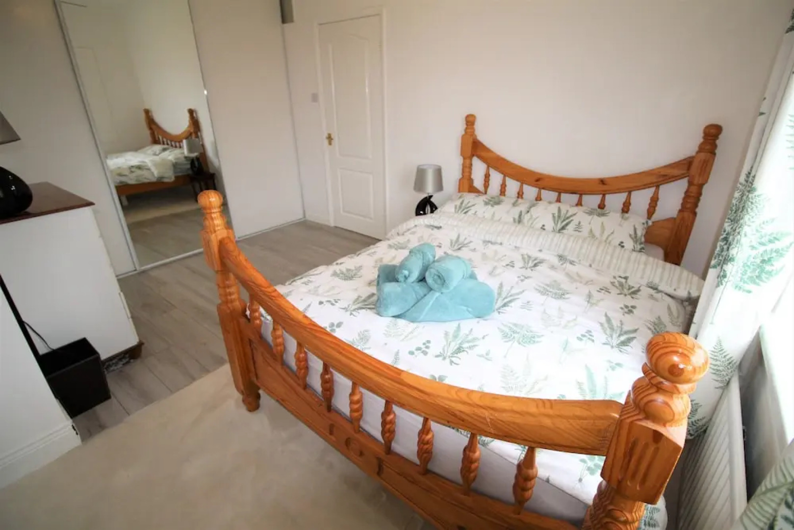 Whitley Bay - Sleeps 6 - Dogs Welcome