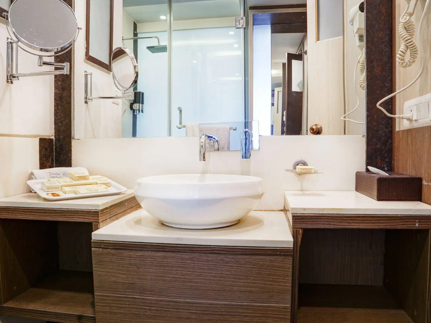 Hotel Tansha Comfort Regency