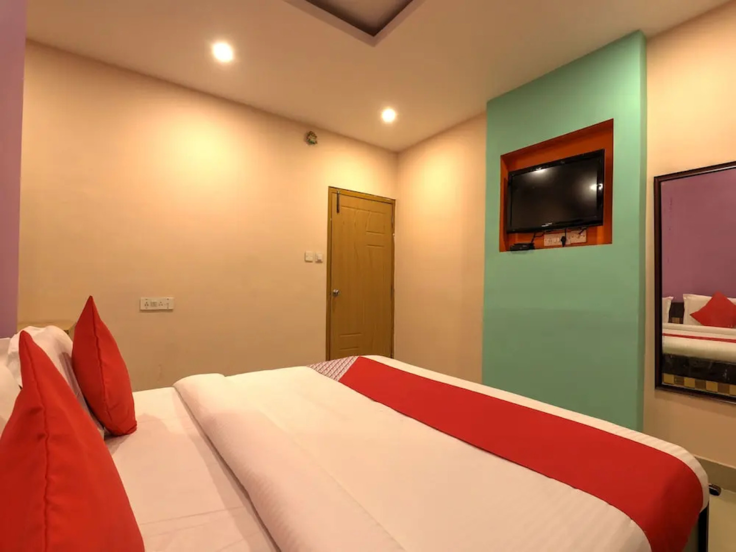 OYO 14027 Dsr Residency