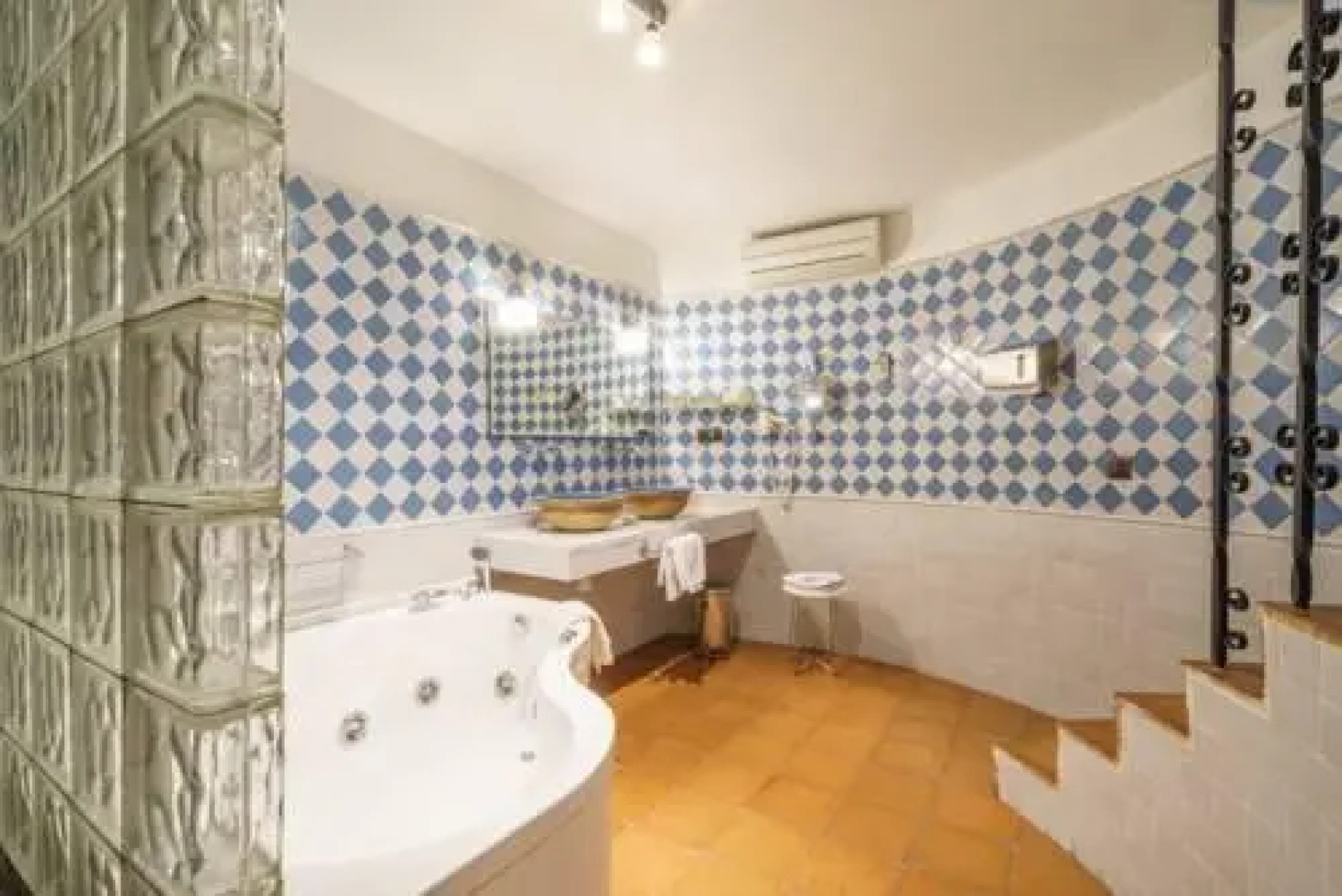 Hotel Rural Albamanjon