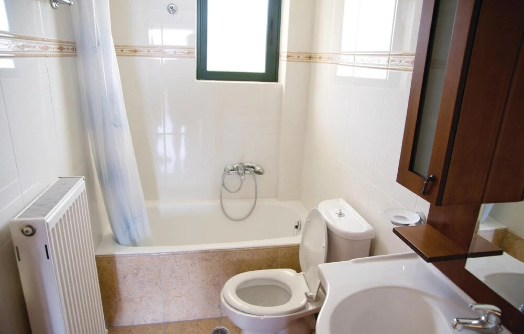 Awesome Home in Diakopto Achaias P. With 3 Bedrooms and Wifi