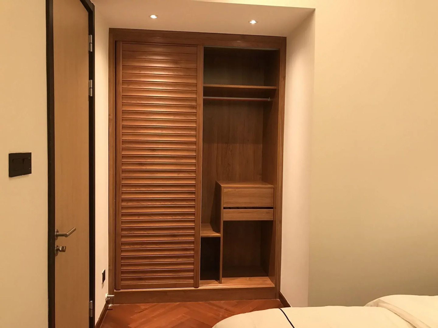 Shengang Executive Apartment Shenzhen