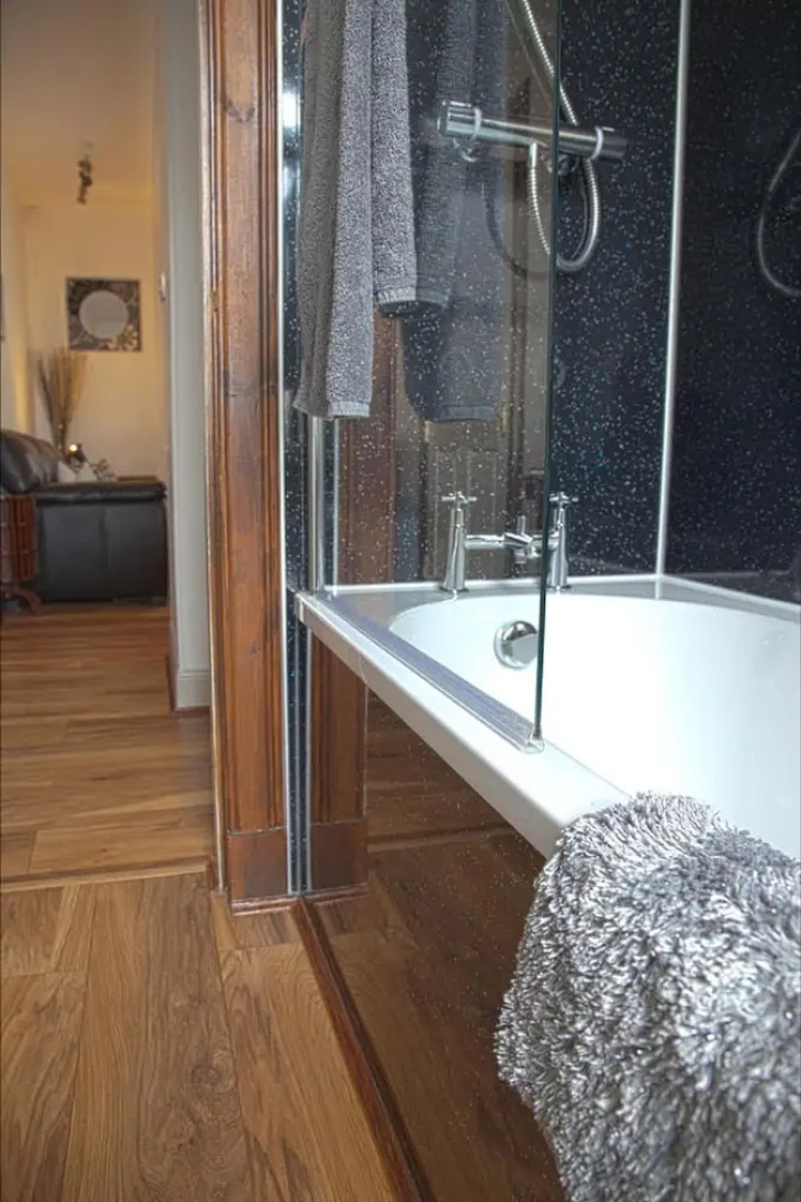 Auld Leigh-Lann Apartments