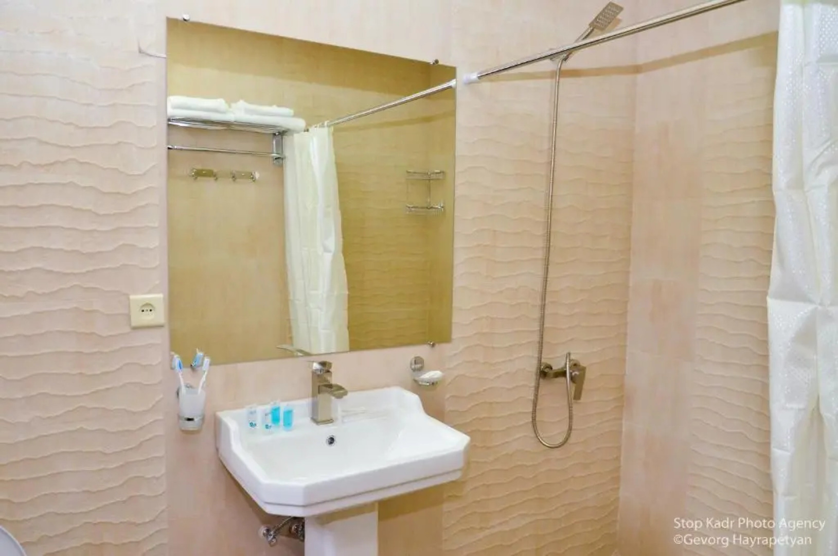 Отель Khoreayi Dzor