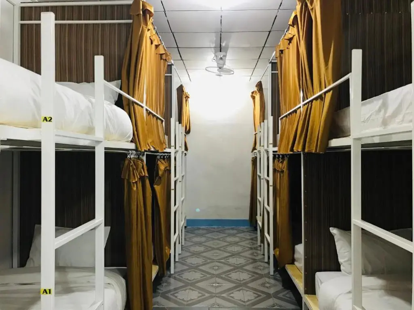 Naga Hostel & Café
