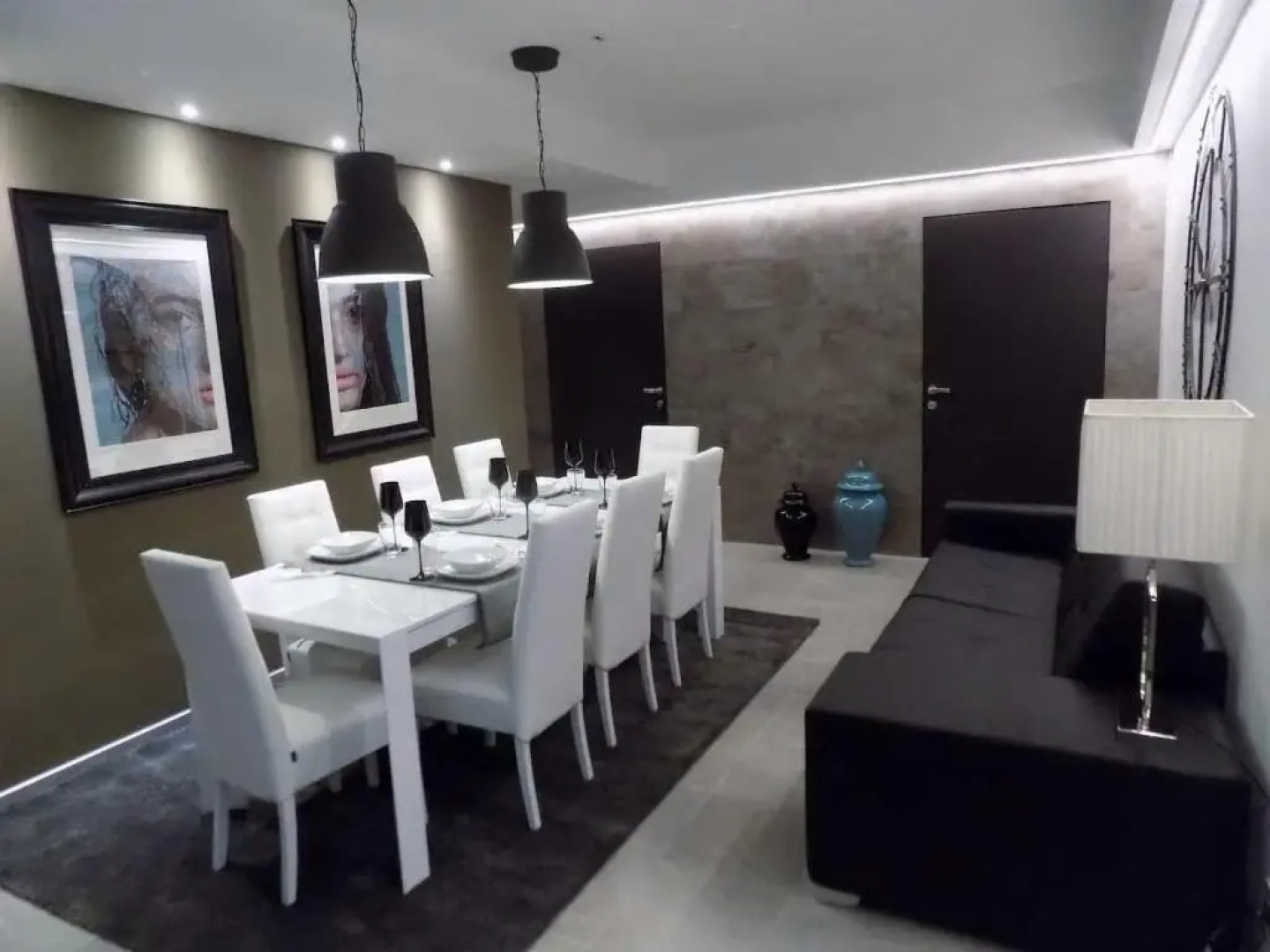 Hs4U The Chic Luxury apartment