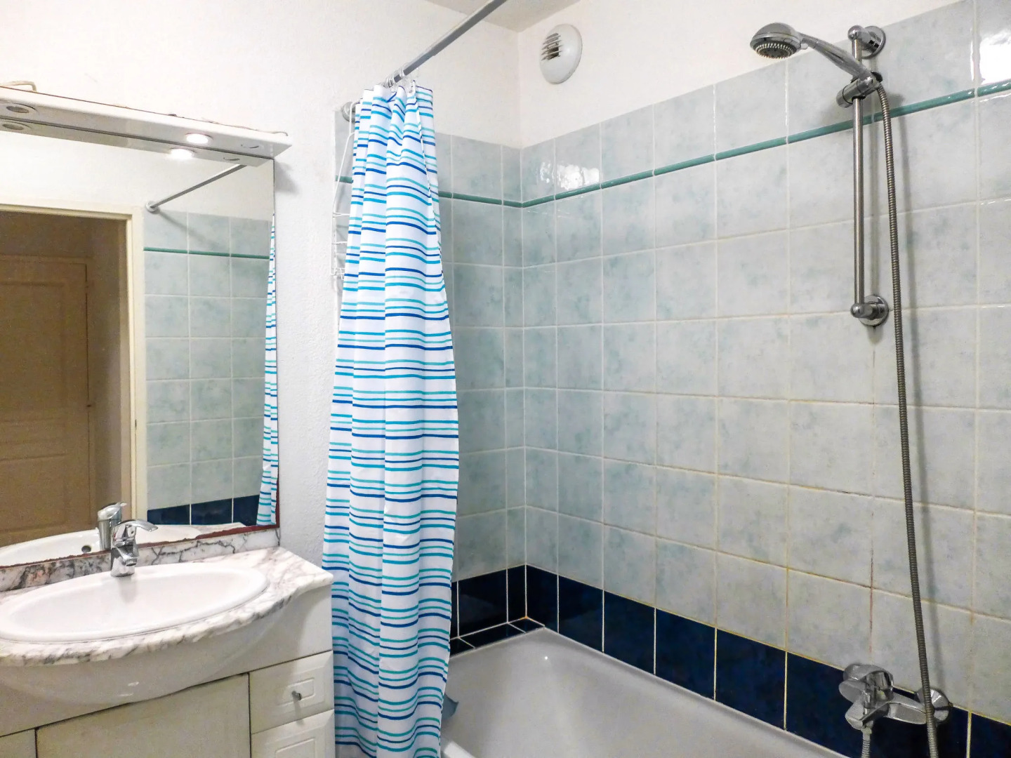 Holiday Home Le Mas d'Esquières