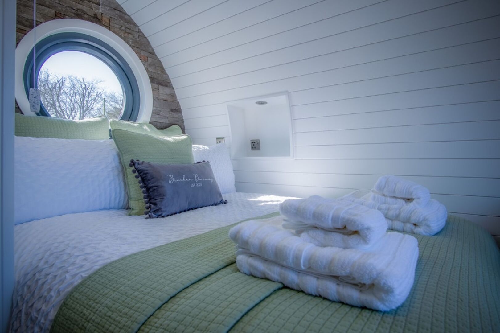 Bracken Burrows - 1 Bed Pod - New Hedges