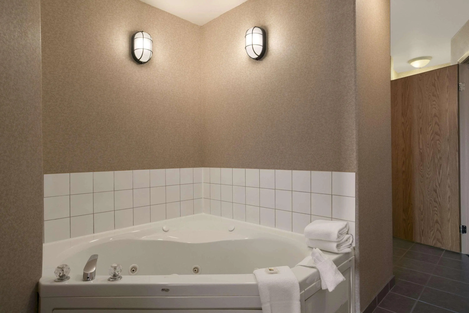 Days Inn by Wyndham Prince Albert