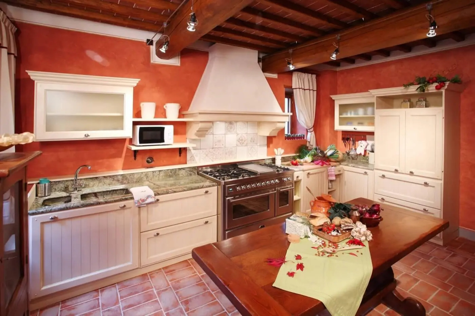 Villa Casa Rossa - In the Middle of Tuscany