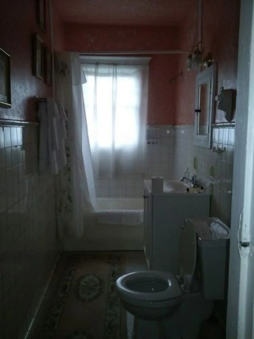 Six Acres Bed & Breakfast