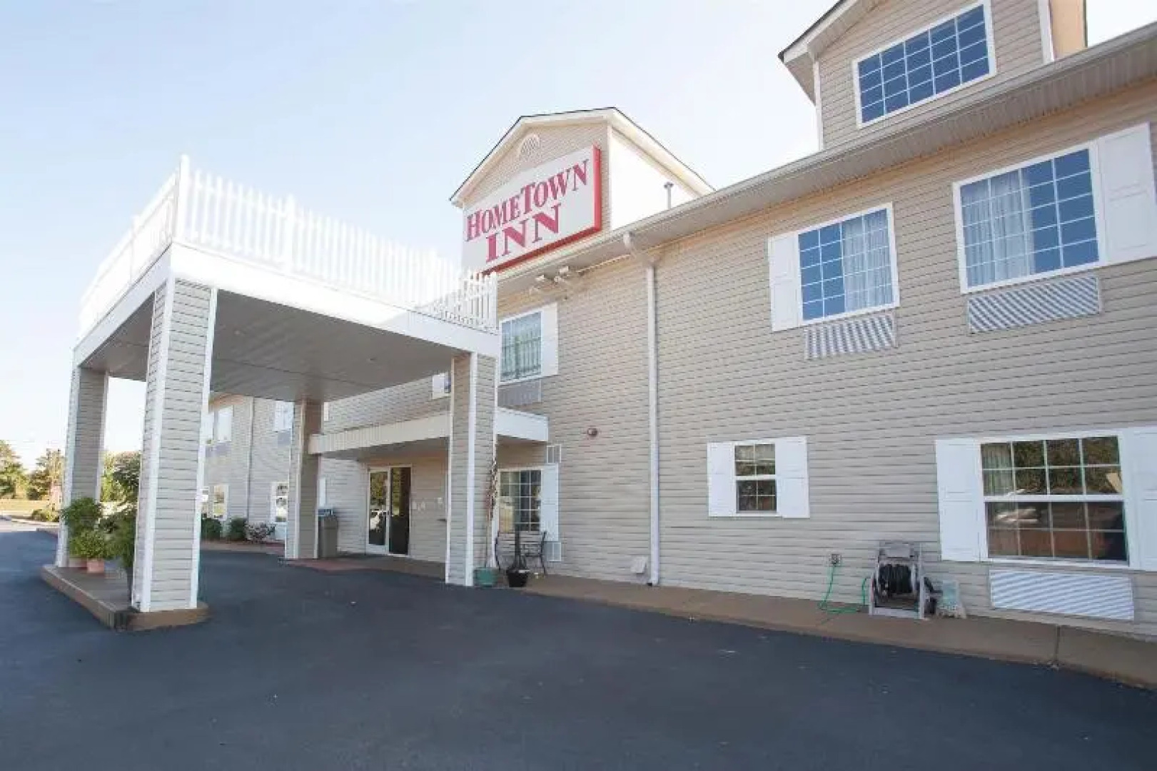 Baymont Inn & Suites