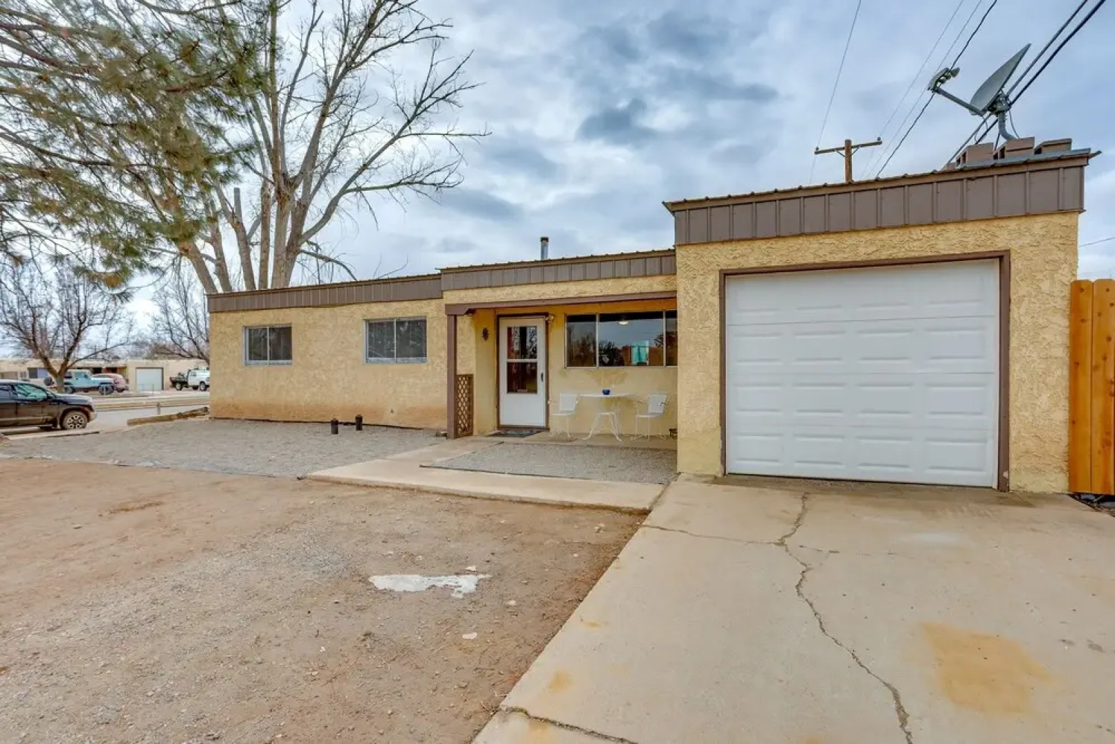 Farmington Family House: 4 Mi to Lake!