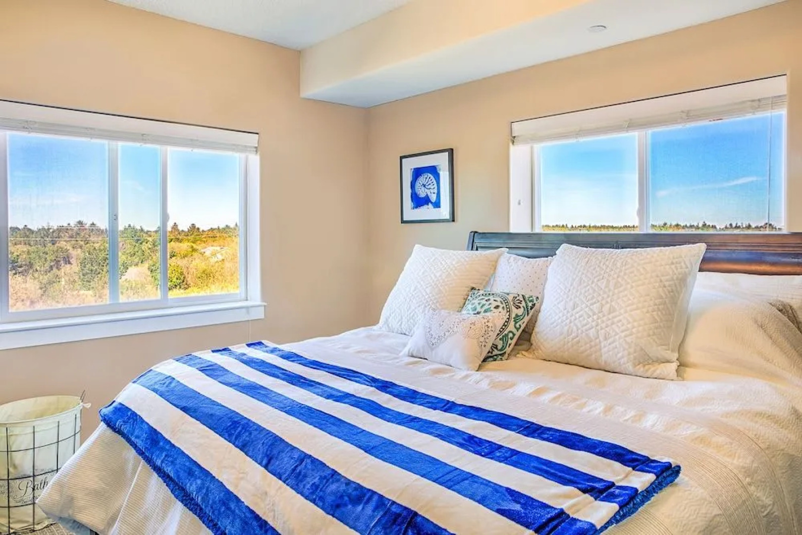 Outlook Condos at Oyhut Bay Resort