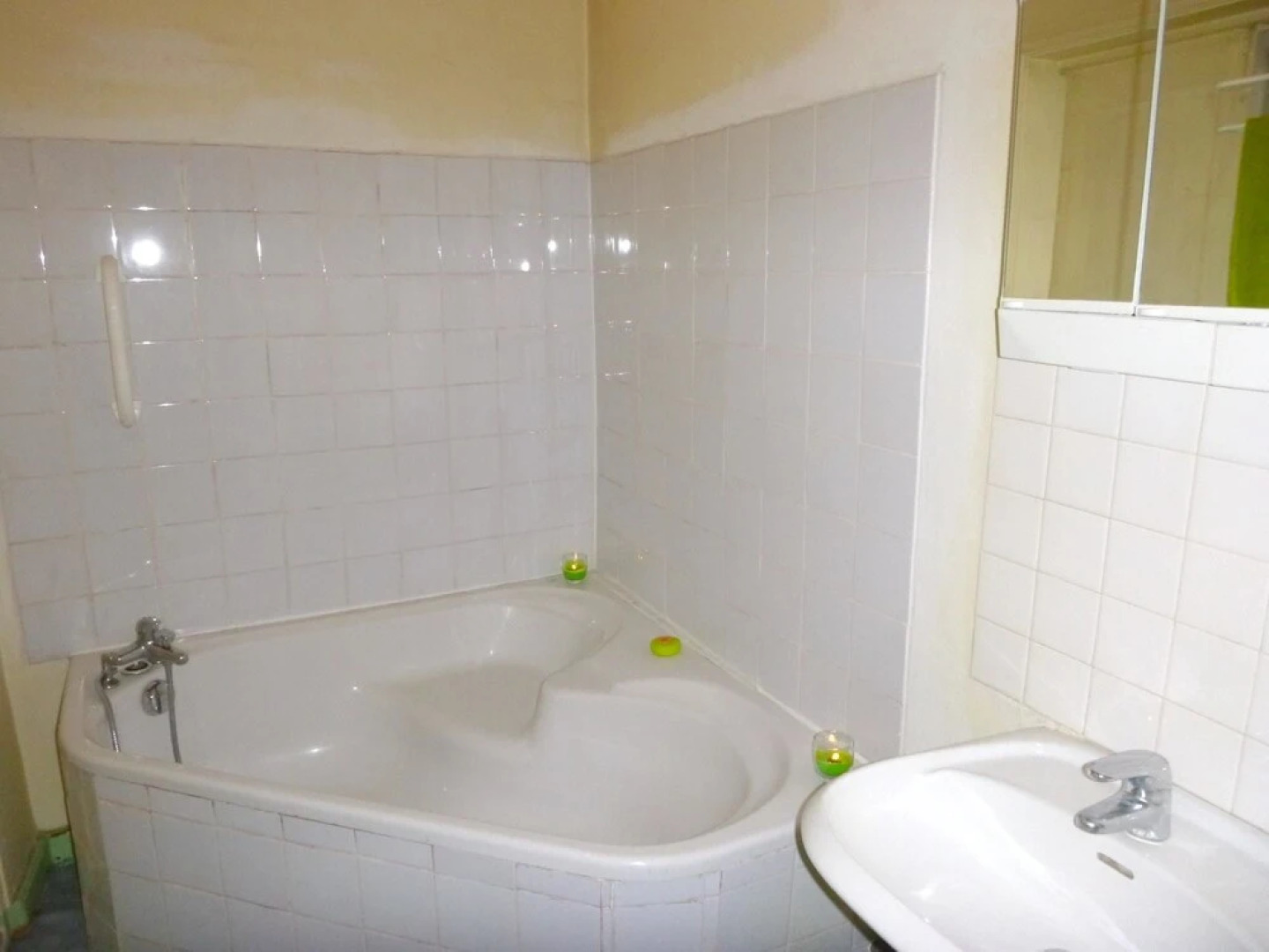 House With 3 Bedrooms in Joyeuse, With Wonderful Mountain View, Terrac