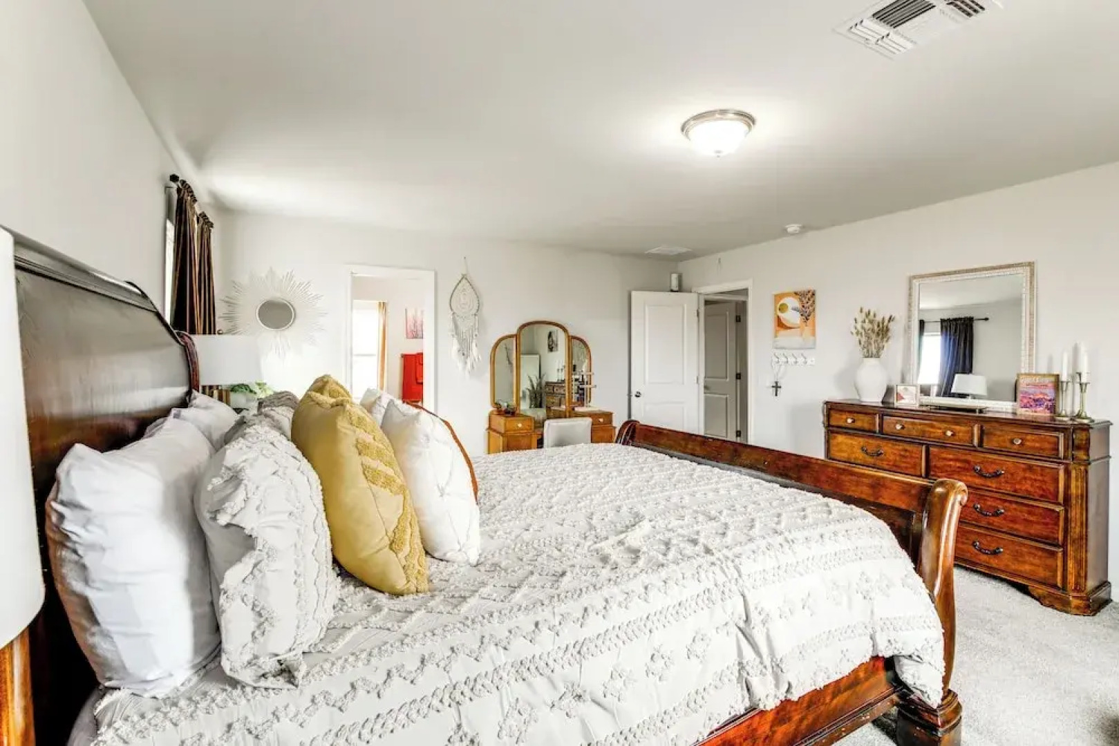 Welcoming Bullhead City Home w/ Pool & Game Room!