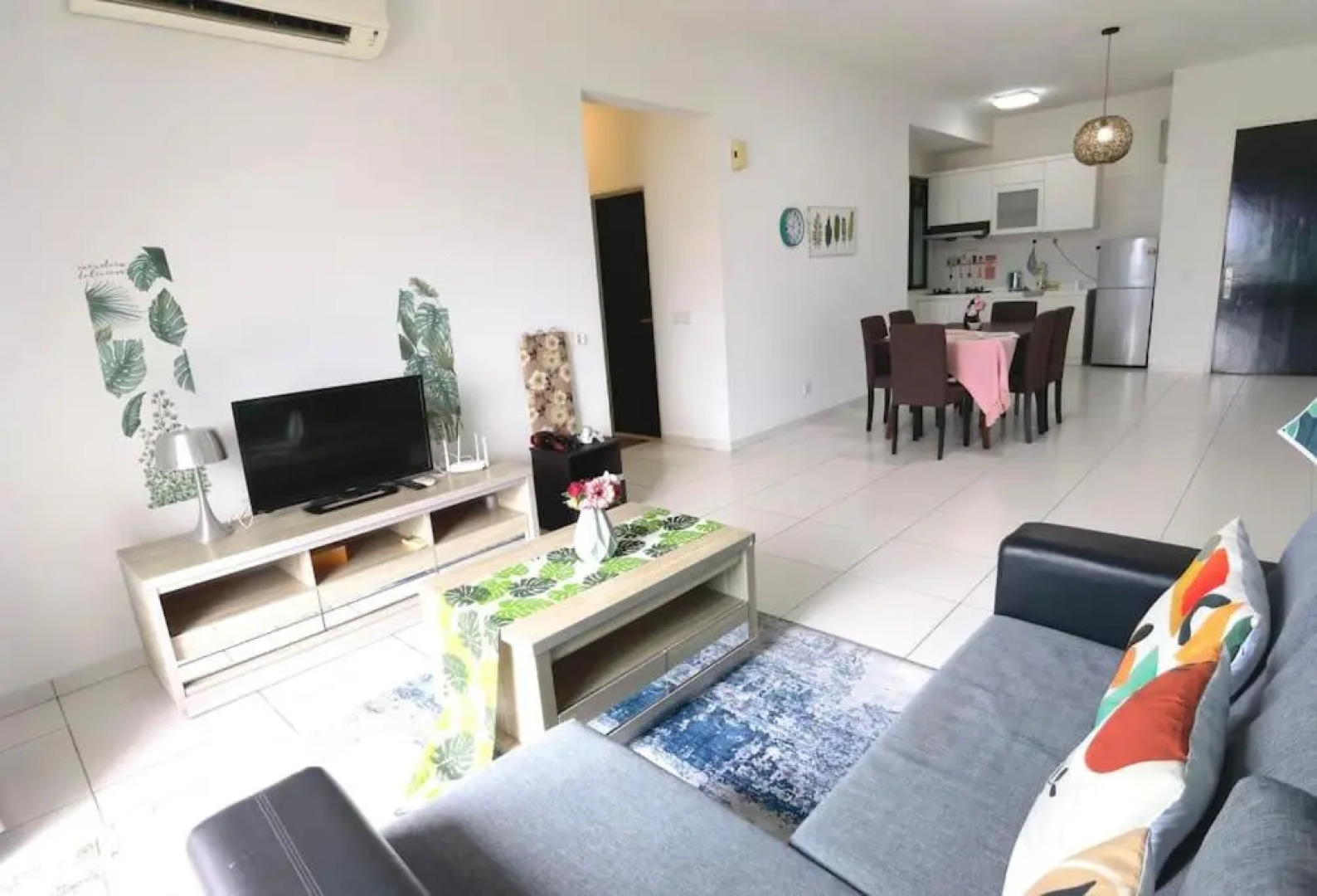 Forest in the Sky 3BR 8pax NETFLIX!! High floor By STAY