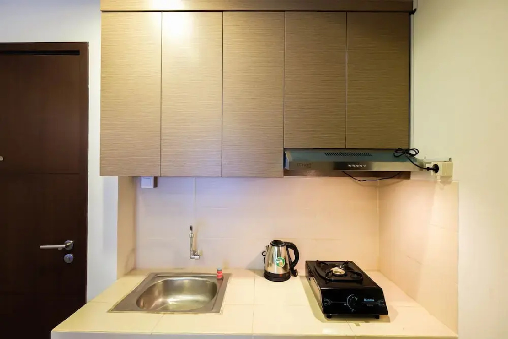 Modern Minimalist 1BR Saveria Apartment near AEON Mall & ICE BSD