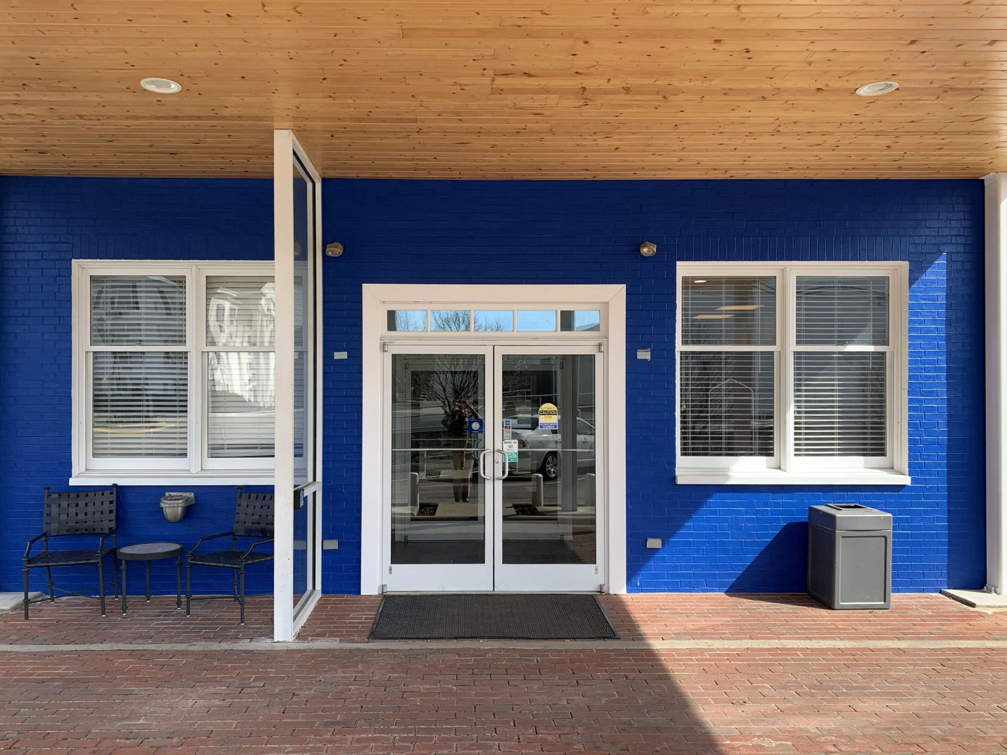 Elwood Hotel & Suites