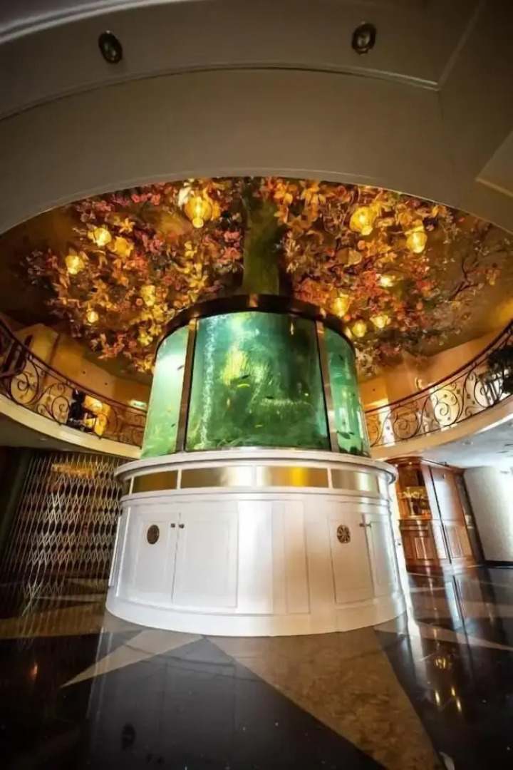 Hotel & Restaurant Infinity